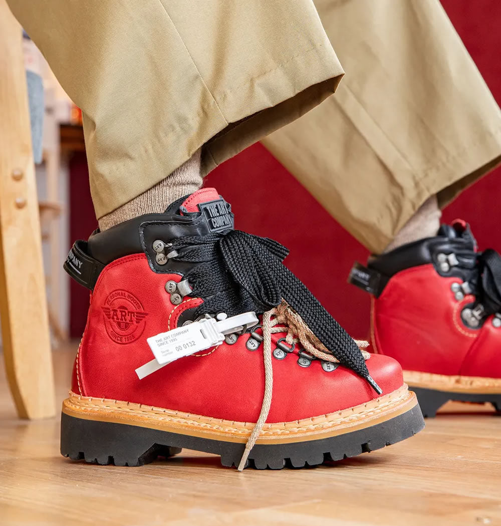 ART 0030 Roma - Red Alpine Boot