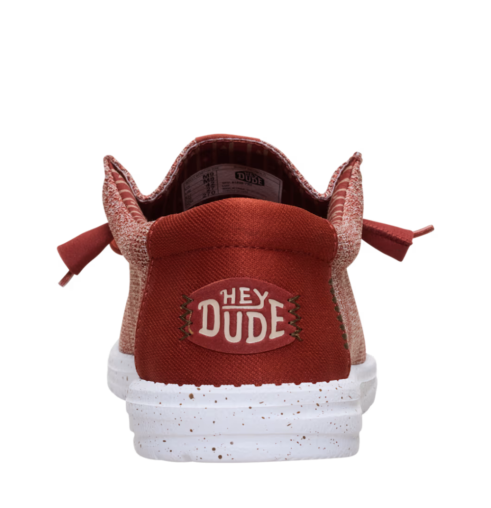 41898 Wally Stretch Sox - Burnt Red Hey Dude