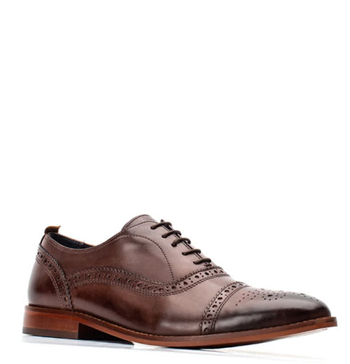 Cast Washed Brogue Shoe