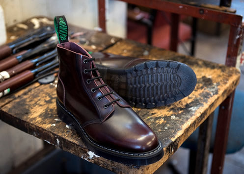 Astronaut Boot - Burgundy Rub-off