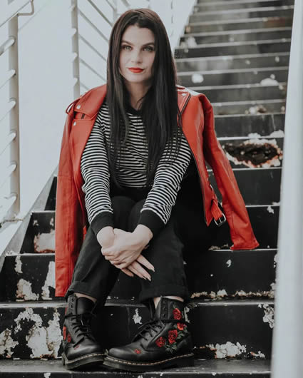 1460 - Vonda Black Virginia Boots