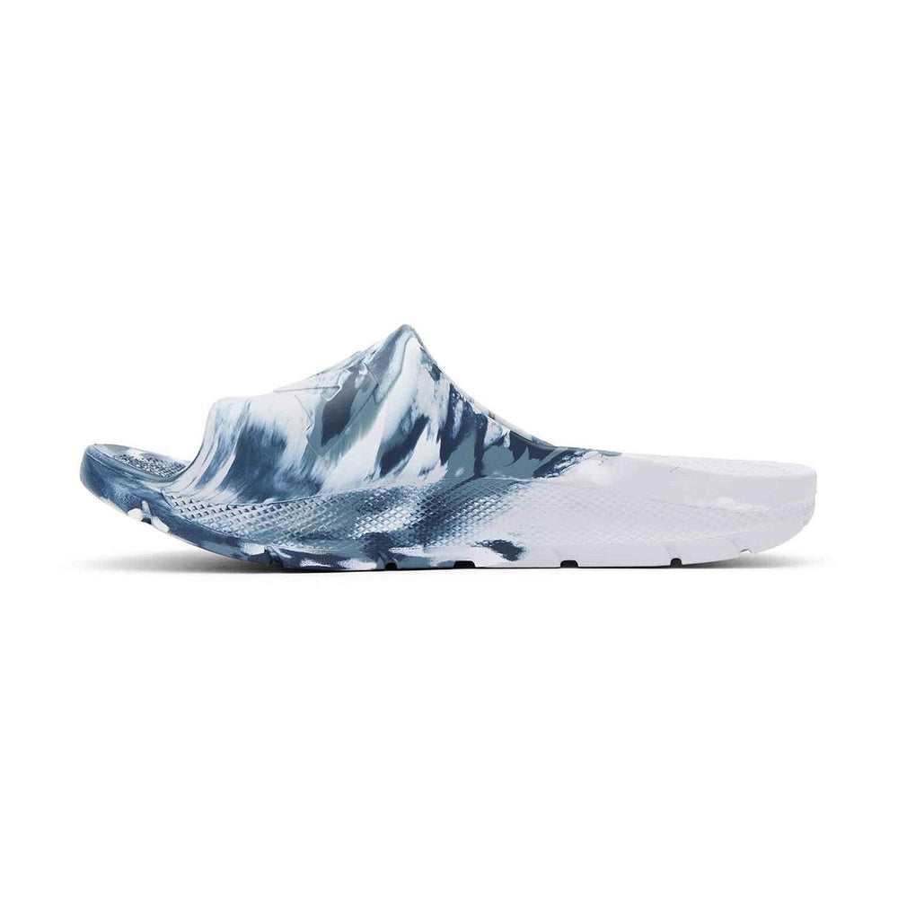 Apres Fish Slide, a lightweight, one-piece slide with a blue and white marbled pattern.