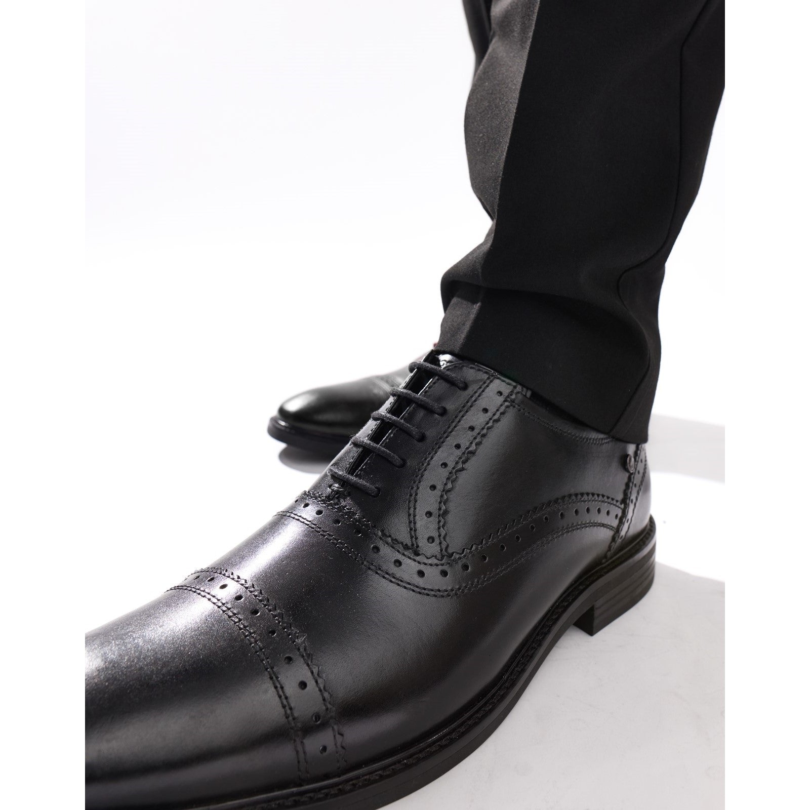 Ascot Toe Cap Oxford Shoe Base London