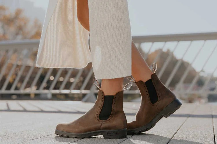 2151 - Antique Brown Boots